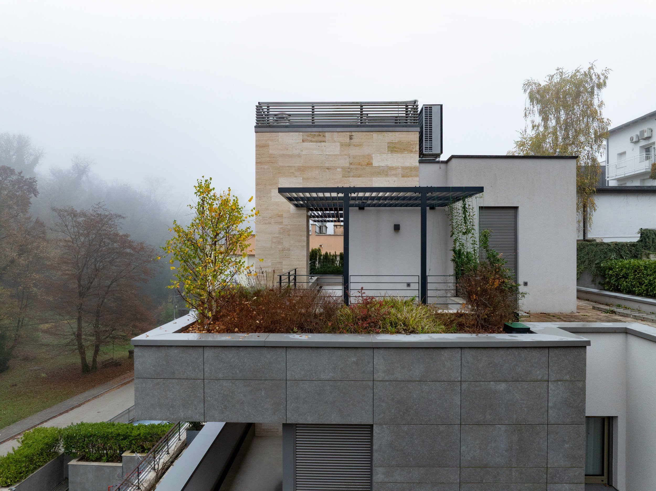 Domus B