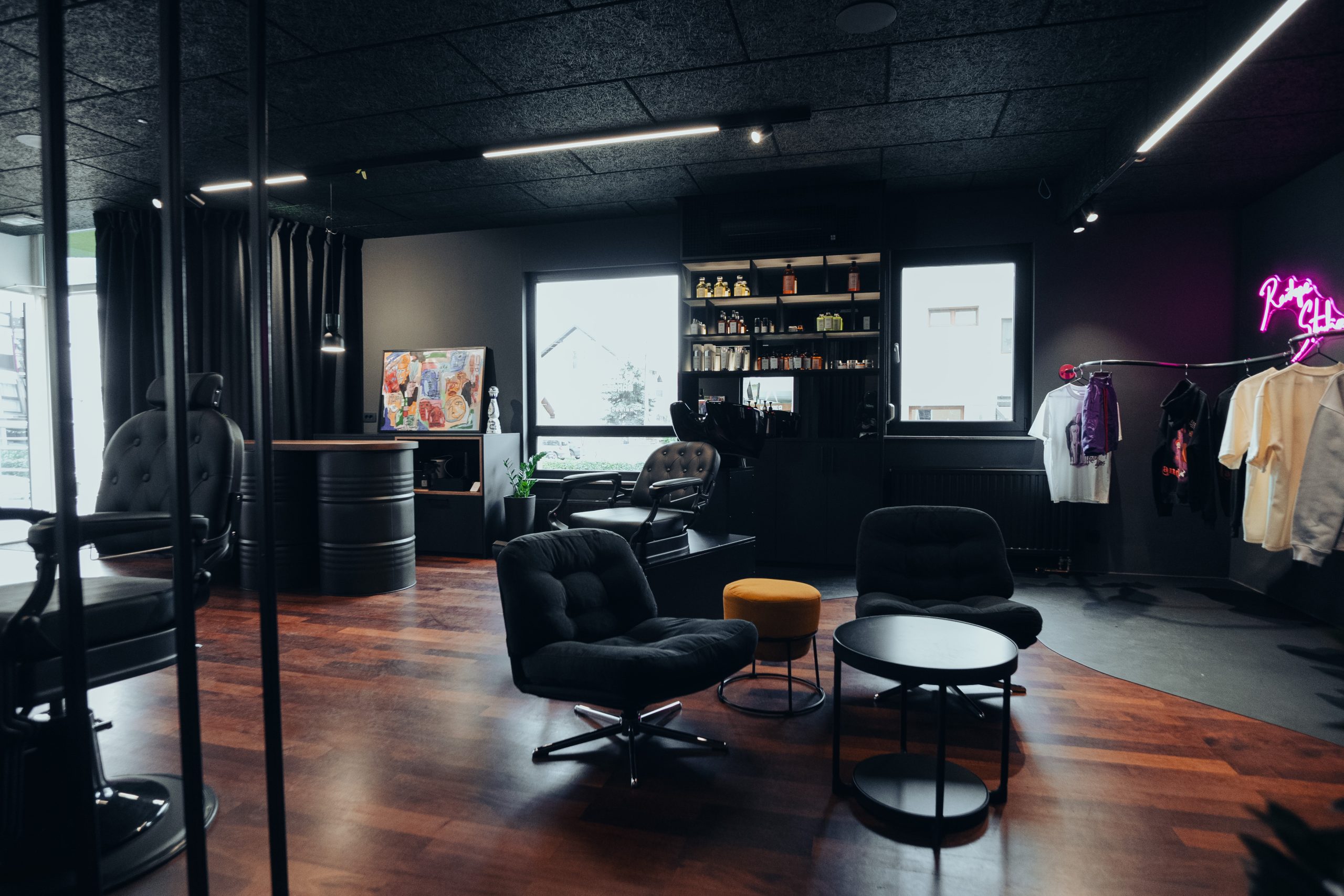 Reborn Barbershop