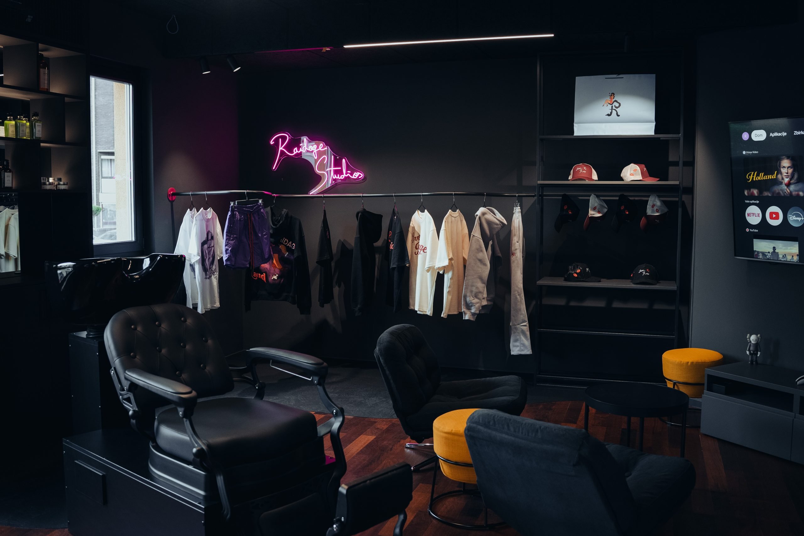 Reborn Barbershop