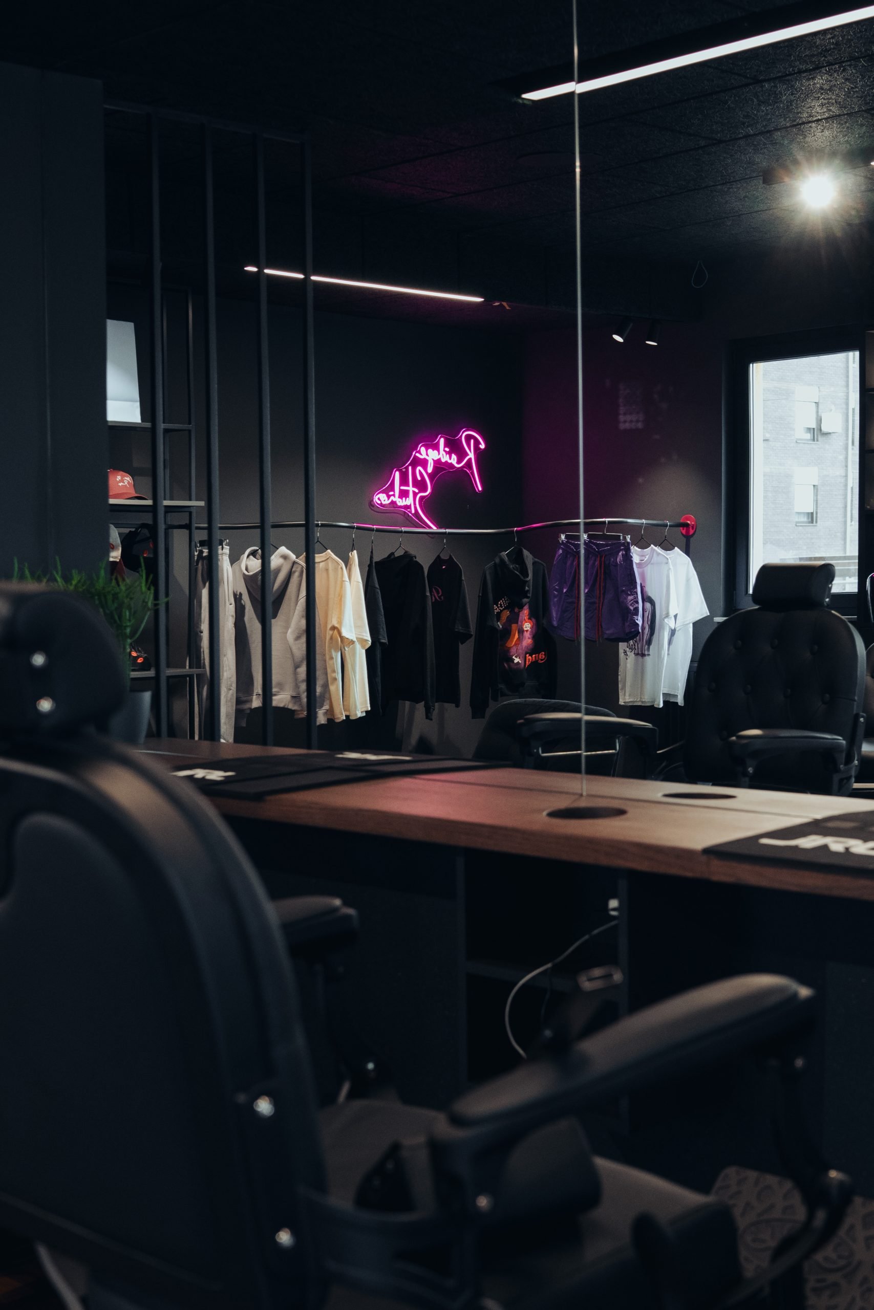 Reborn Barbershop
